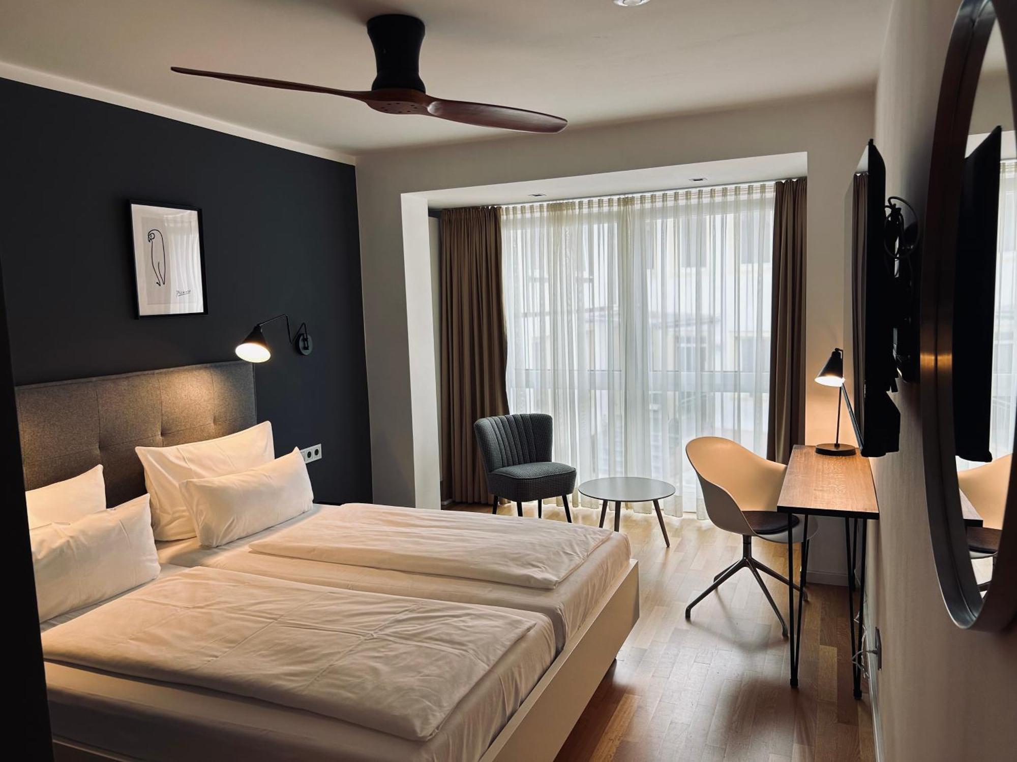 Dk Deutscher Kaiser Hotel