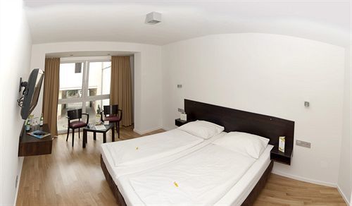 Dk Deutscher Kaiser Hotel